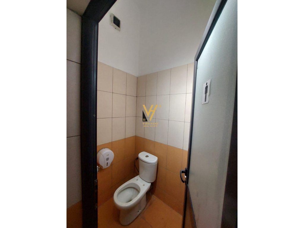 JEPET ZYRE 55 M2 ME QERA TE RRUGA E KAVAJES 700 EURO 3