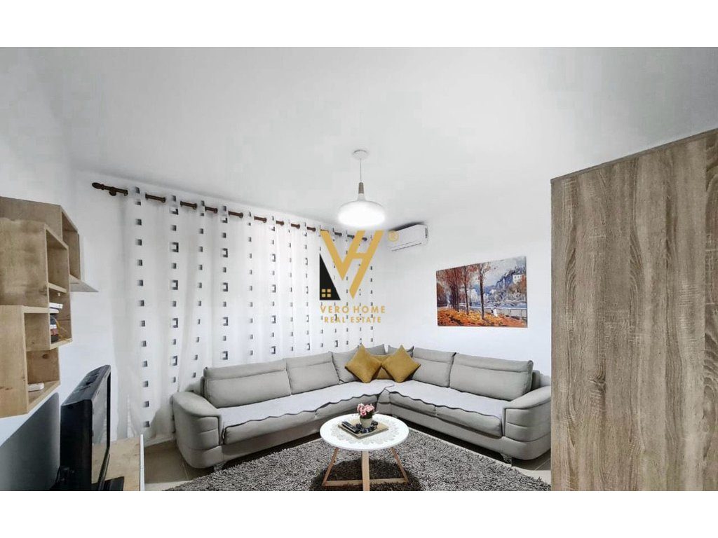 JEPET APARTAMENT 1+1 ME QERA TE PAZARI I RI 750 EURO