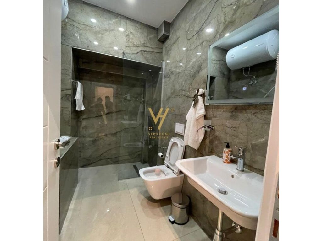 Shitet Garsonjere 42.3 m2 te Kompleksi Square 21 2