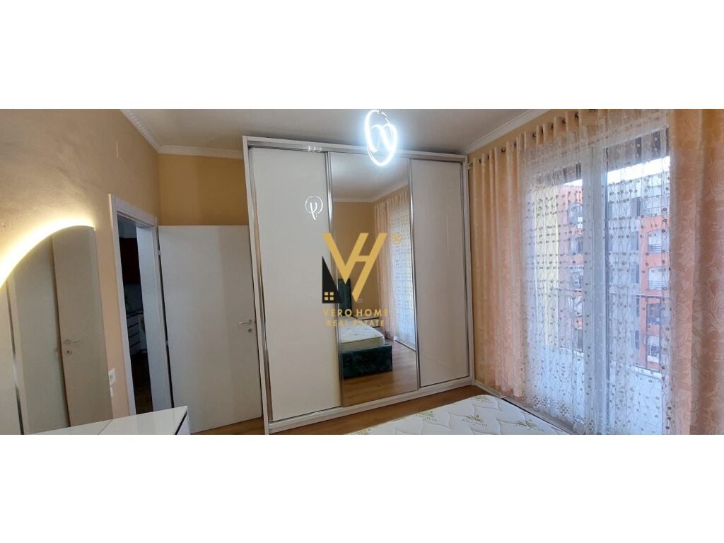 Jepet Apartament 2+1+ballkon me qera te Kompleksi Grand Gallery , Yzberisht 100 m2