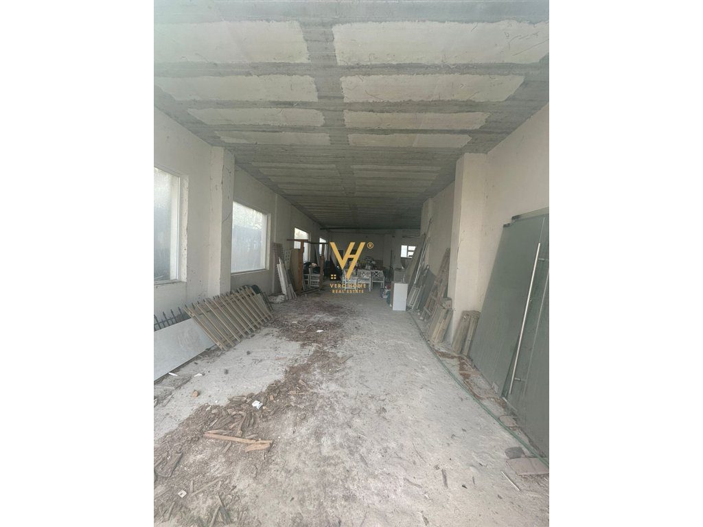 SHITET DYQAN 342 M2 TE PROFARMA 240.000 EURO