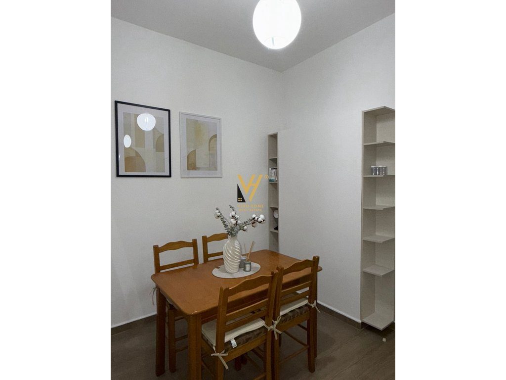 JEPET APARTAMENT 1+1+BLK ME QIRA TE PALLATET AGIMI 600 EURO 2