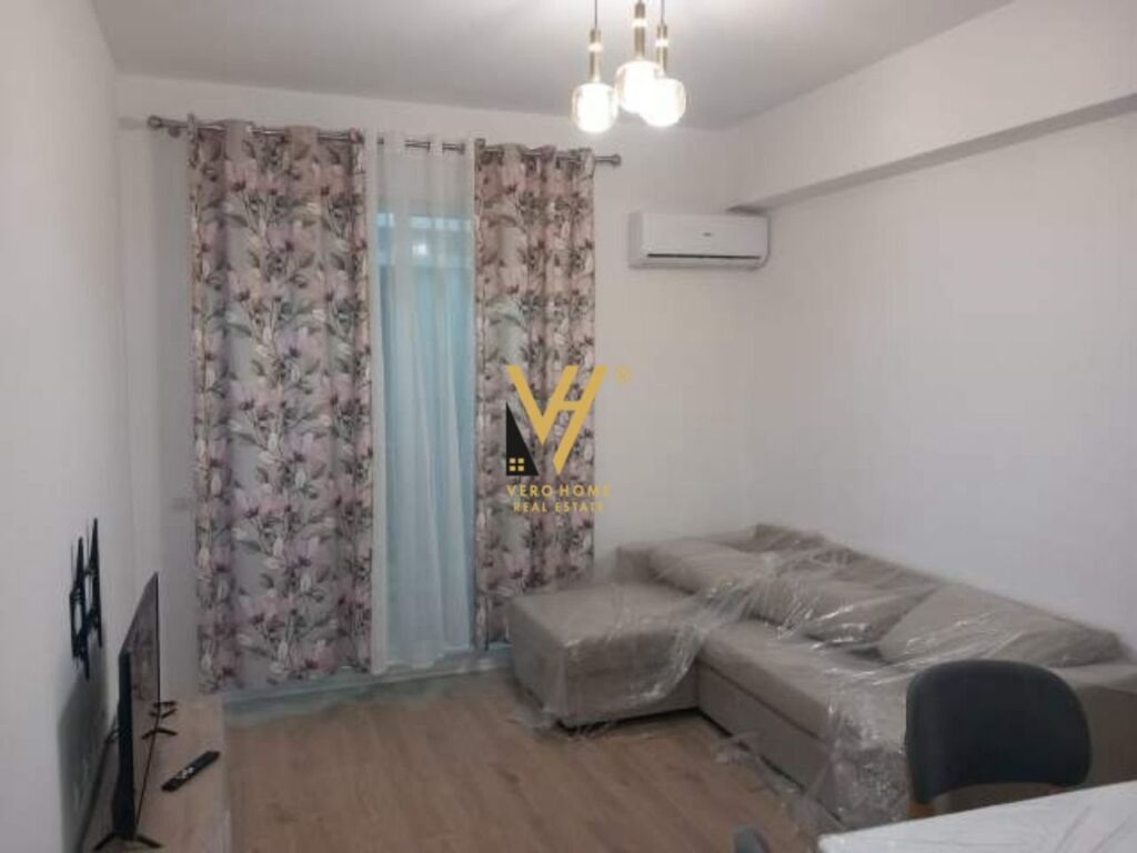 Jepet Apartament 2+1+ballkon me qera te Selvia 96 m2 2