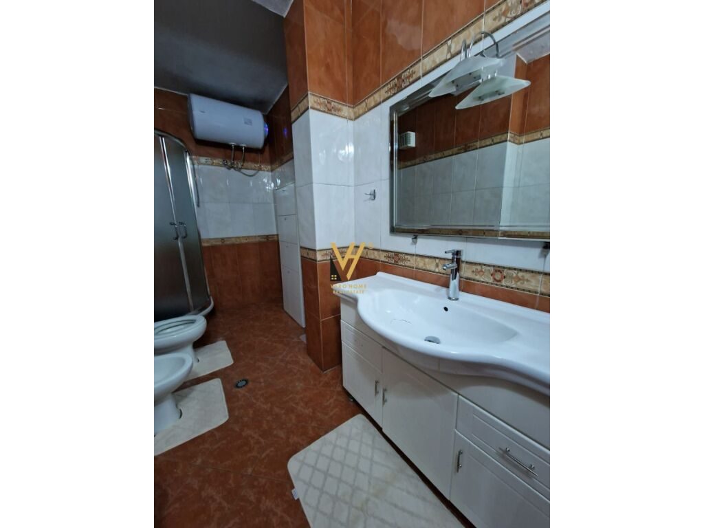 Jepet Apartament 1+1+ballkon me qera te Rruga Perlat Rexhepi , Bllok 72 m2 2