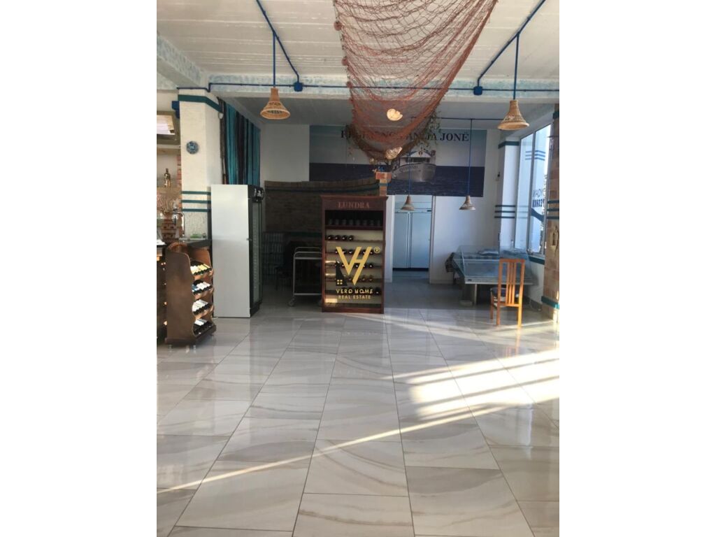 Jepet bar-restorant me qera te Tegu 1200 m2 4
