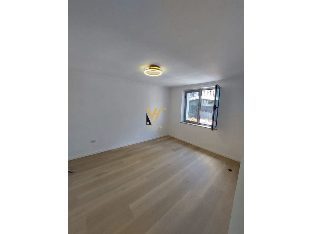 SHITET ZYRE 75 M2 TE RRUGA E KAVAJES 190.000 EURO 3