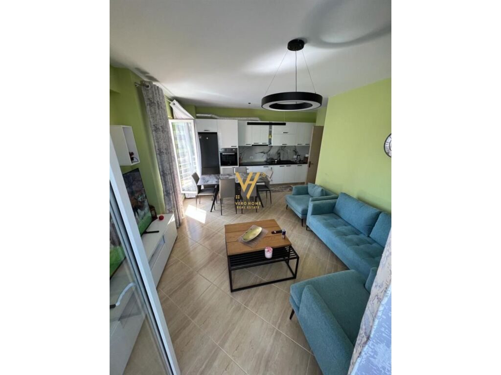 Jepet Apartament 2+1+ballkon me qera te Rruga Panorama , Stacioni i Trenit 80 m2 2