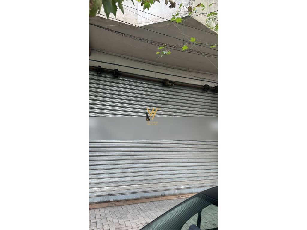 Shitet Ambient Biznesi ne Don Bosko 42 m2