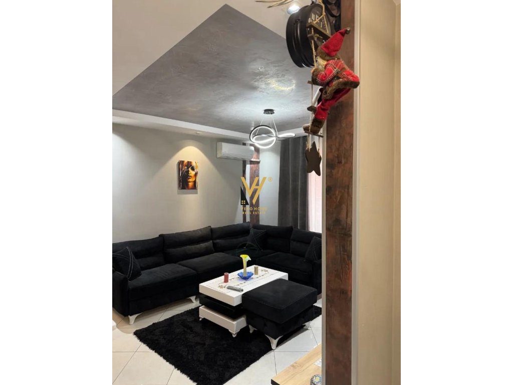 JEPET APARTAMENT 3+1+BLK ME QIRA TE KOPSHTI BOTANIK 55.000 LEKE