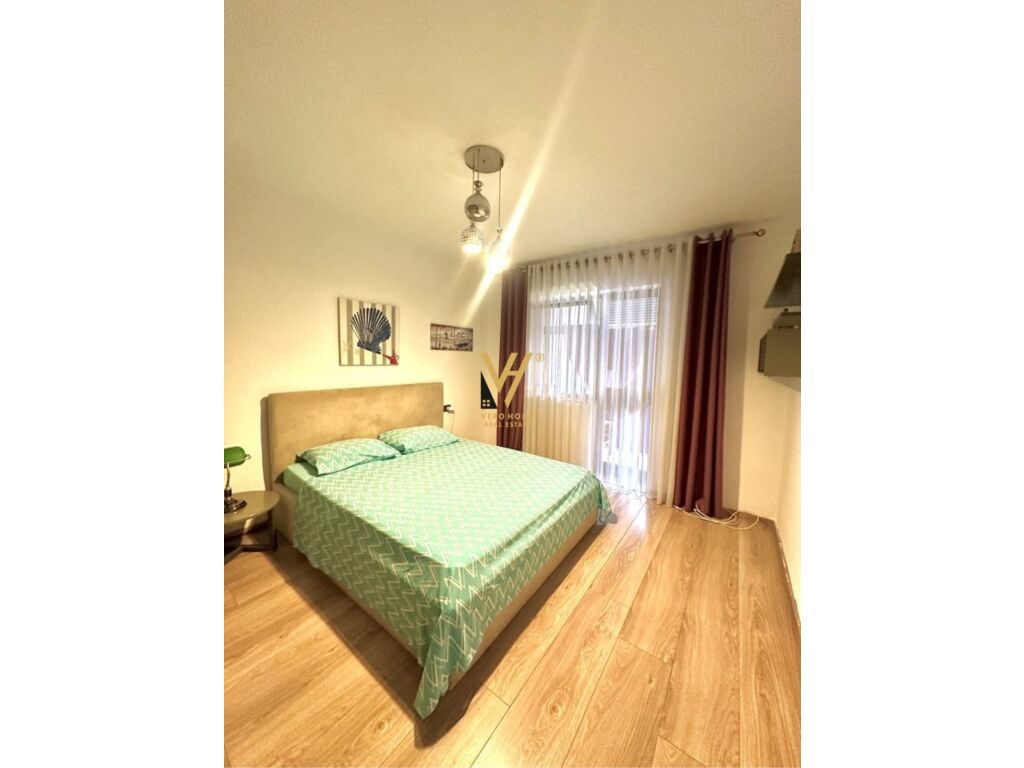 Jepet Apartament 1+1+ballkon me qera te Zogu i Zi 60 m2 3