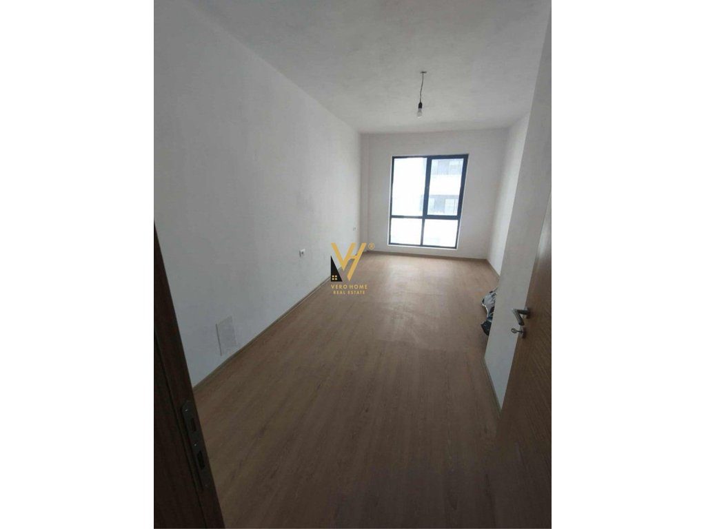 JEPET APARTAMENT 3+1+2+BLK ME QIRA TE 5 MAJI 450 EURO