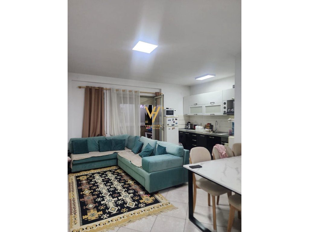 SHITET APARTAMENT 1+1+BLK TE ISH PARKU 165.000 EURO