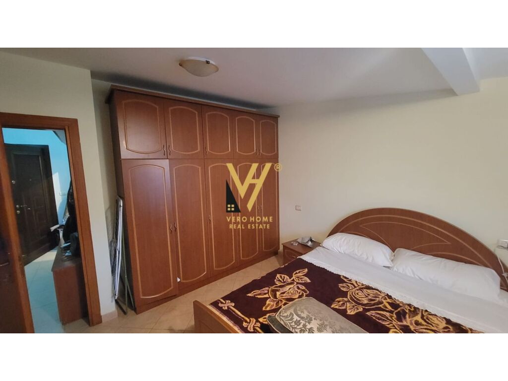 Shitet Apartament 1+1+ballkon ne Lungomare , Vlore 53 m2