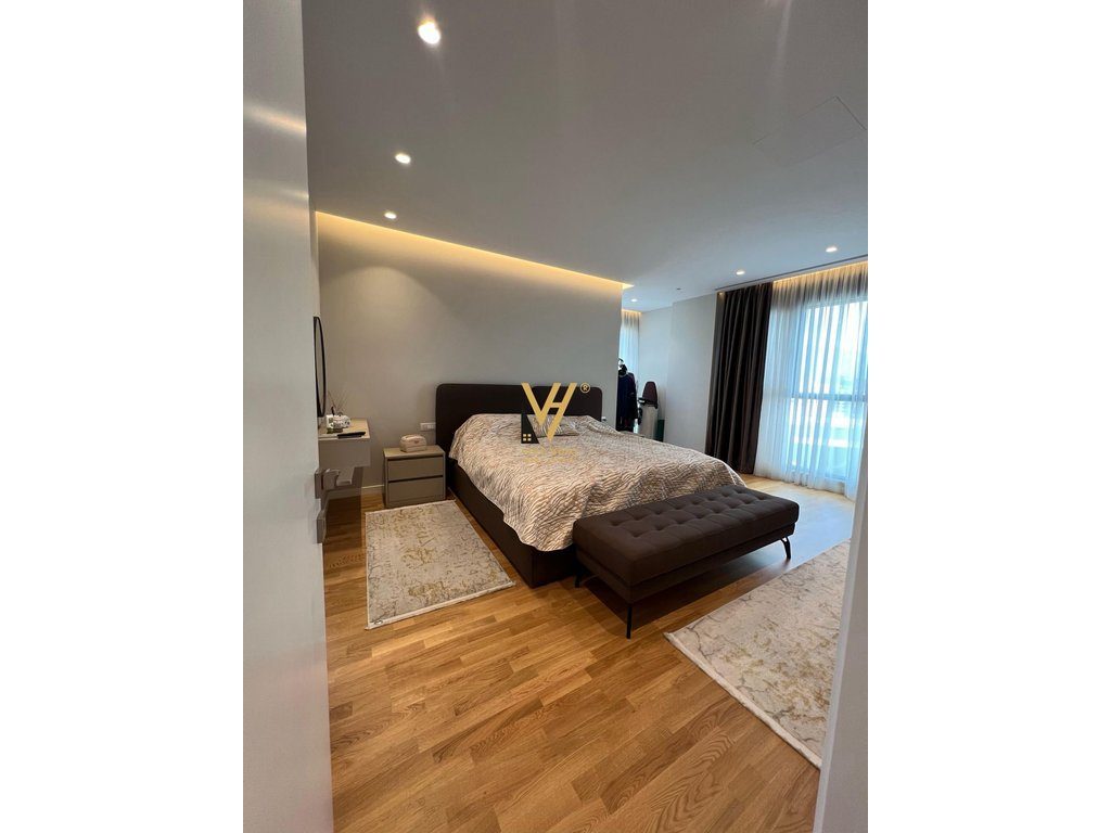 JEPET APARTAMENT 2+1+2 ME QERA TE RRUGA E KOSOVAREVE 2.000 EURO 4