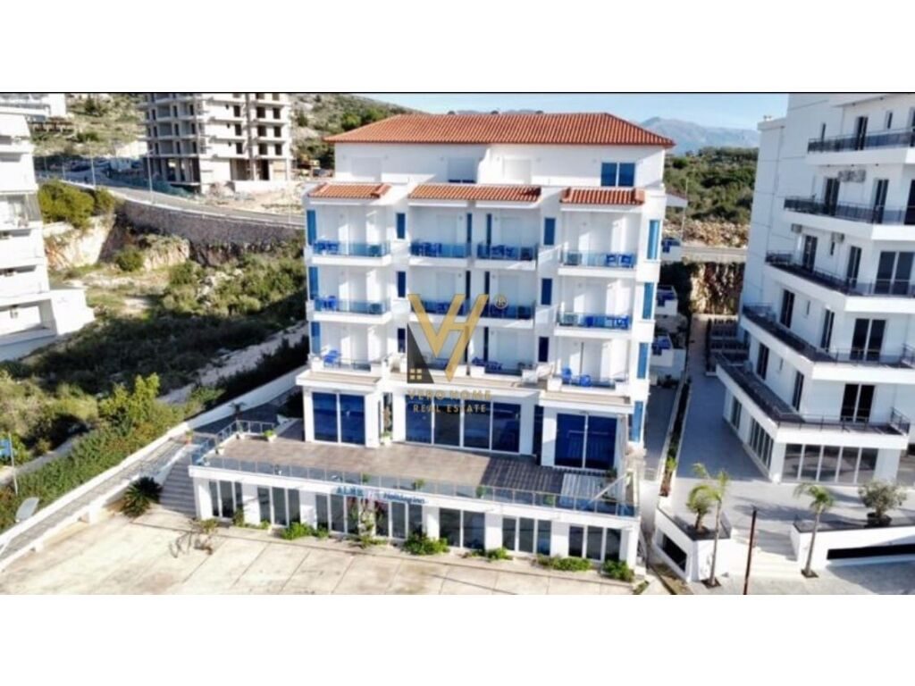 Shitet hotel gjashte katesh ne Sarande truall750 m2+siperfaqe ndertimi 1500m2 3