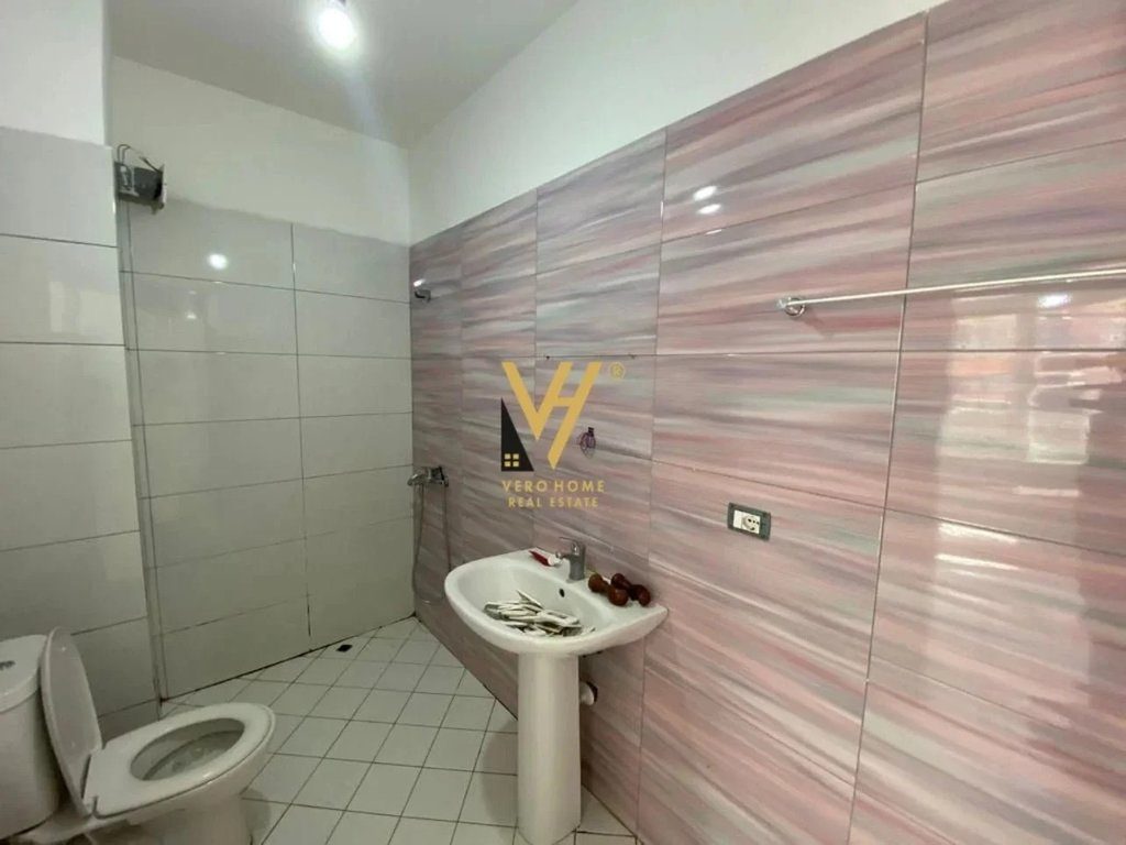 SHITET APARTAMENT 2+1+2 TE KOPSHTI BOTANIK 215.000 EURO 4