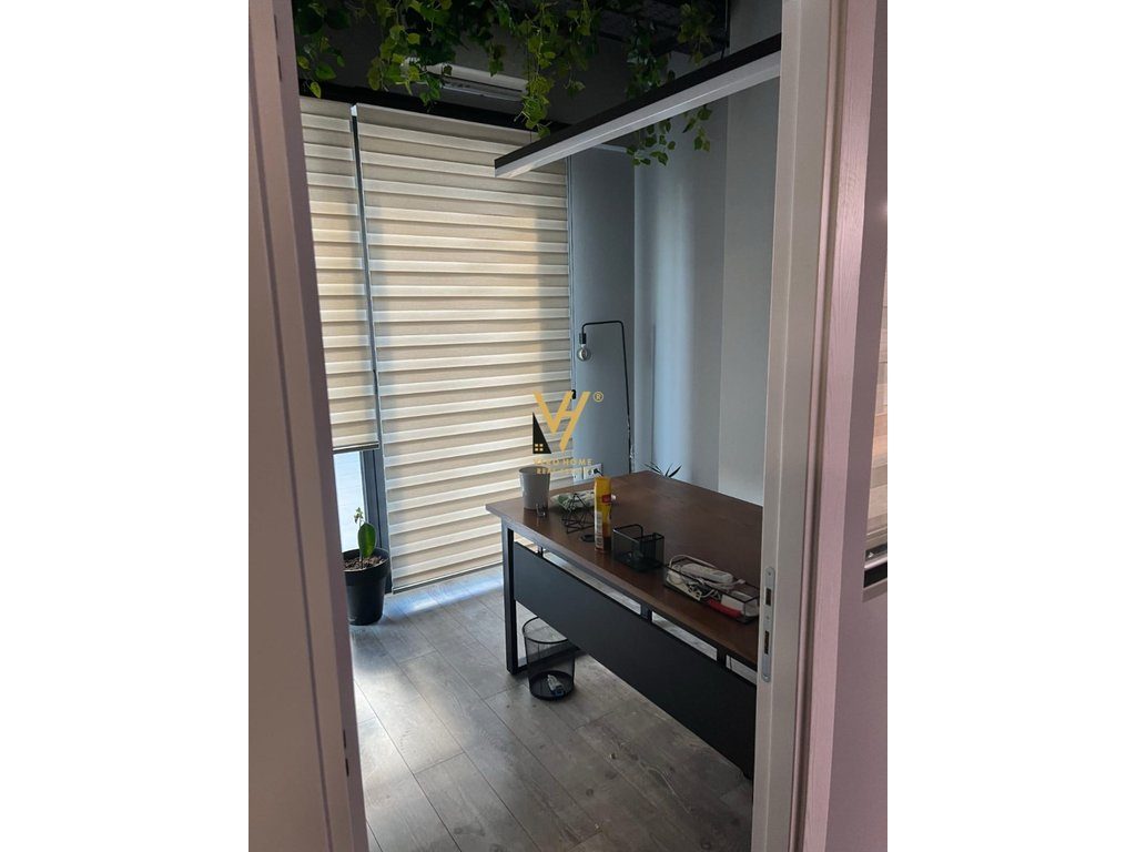 JEPET AMBIENT 108 M2 ME QERA TE SQUARE 21 1.700 EURO 4