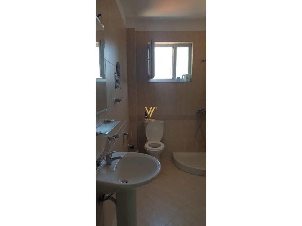 Jepet Apartament 1+1+ballkon me qera te Kongresi i Manastirit 84 m2 4
