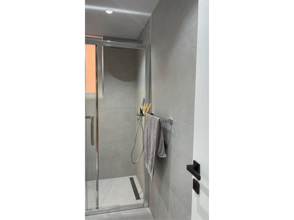 JEPET APARTAMENT 1+1+BLK ME QERA TE BLLOKU 80.000 LEKE 4
