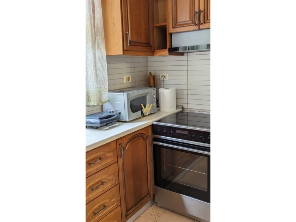 Shitet Apartament 2+1+ballkon ne Laprake 92 m2 3