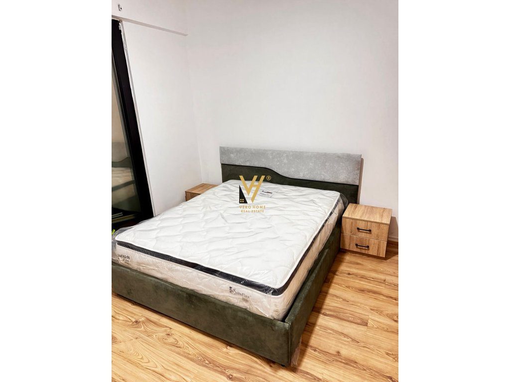 JEPET APARTAMENT 2+1+BLK ME QIRA TE SQUARE 21 – 70.000 LEKE 2