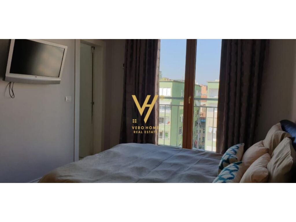 Jepet Apartament 2+1+2+ballkon me qera te Rruga Pjeter Bogdani 123 m2 2