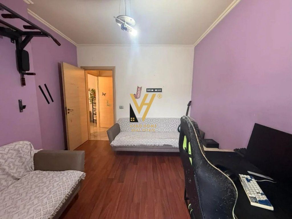SHITET APARTAMENT 2+1+2+BLK TE KOM.ORION,RRUGA DIBRES 170.000 EURO 4