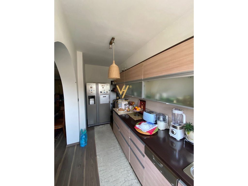SHITET APARTAMENT 2+1+2 NE TE MYSLYM SHYRI 230.000 EURO 2