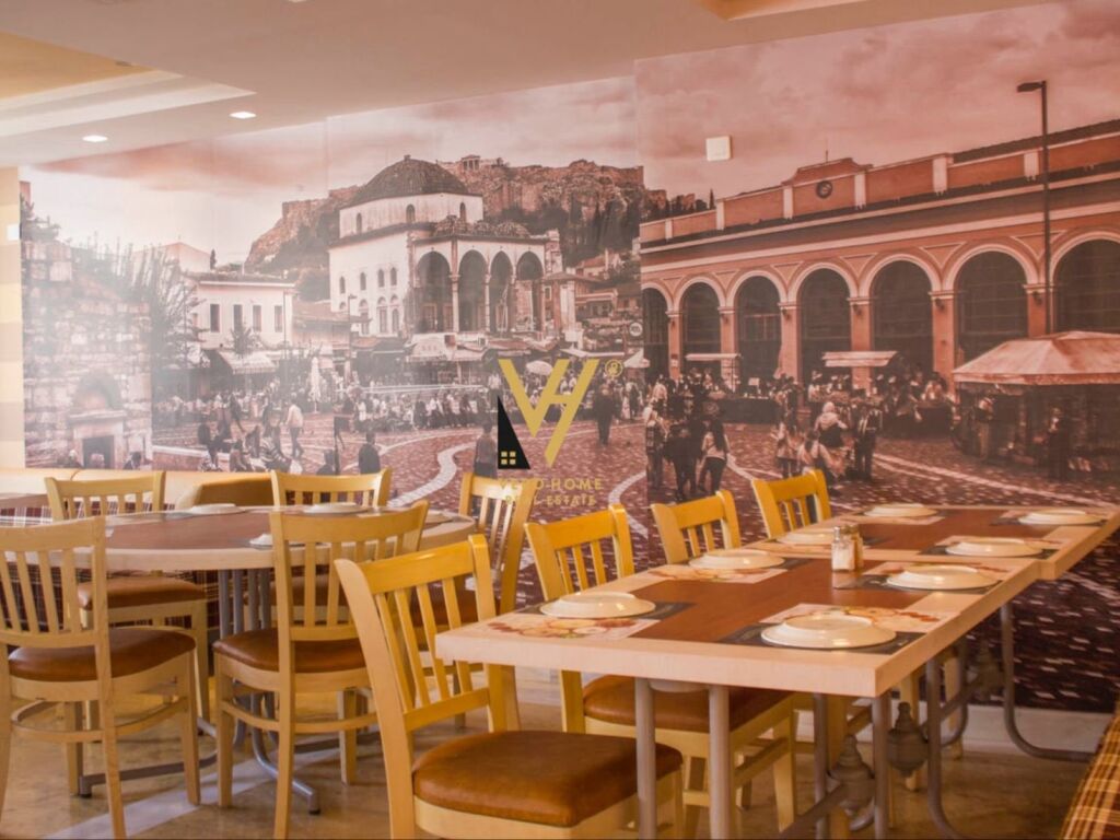 Shitet Bar-Kafe pran Komisariatit Nr 4 70 m2