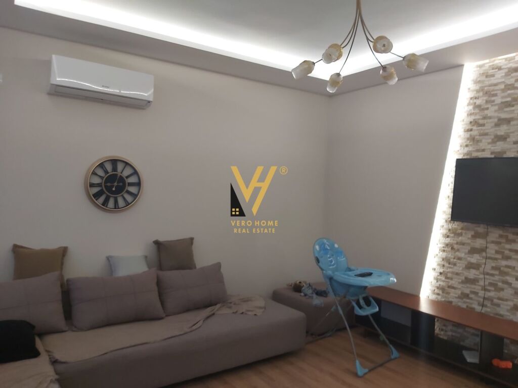 Shitet Apartament 2+1+verande te Fresku 116 m2
