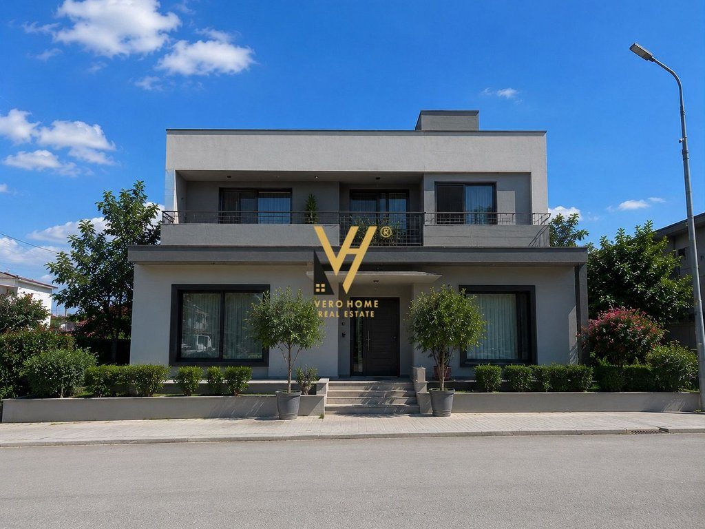 SHITET HOTEL FUNKSIONAL NE VORE 800.000 EURO