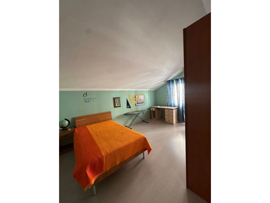 JEPET APARTAMENT 3+1 ME QIRA TE KOMUNA E PARISIT 1.000 EURO 4