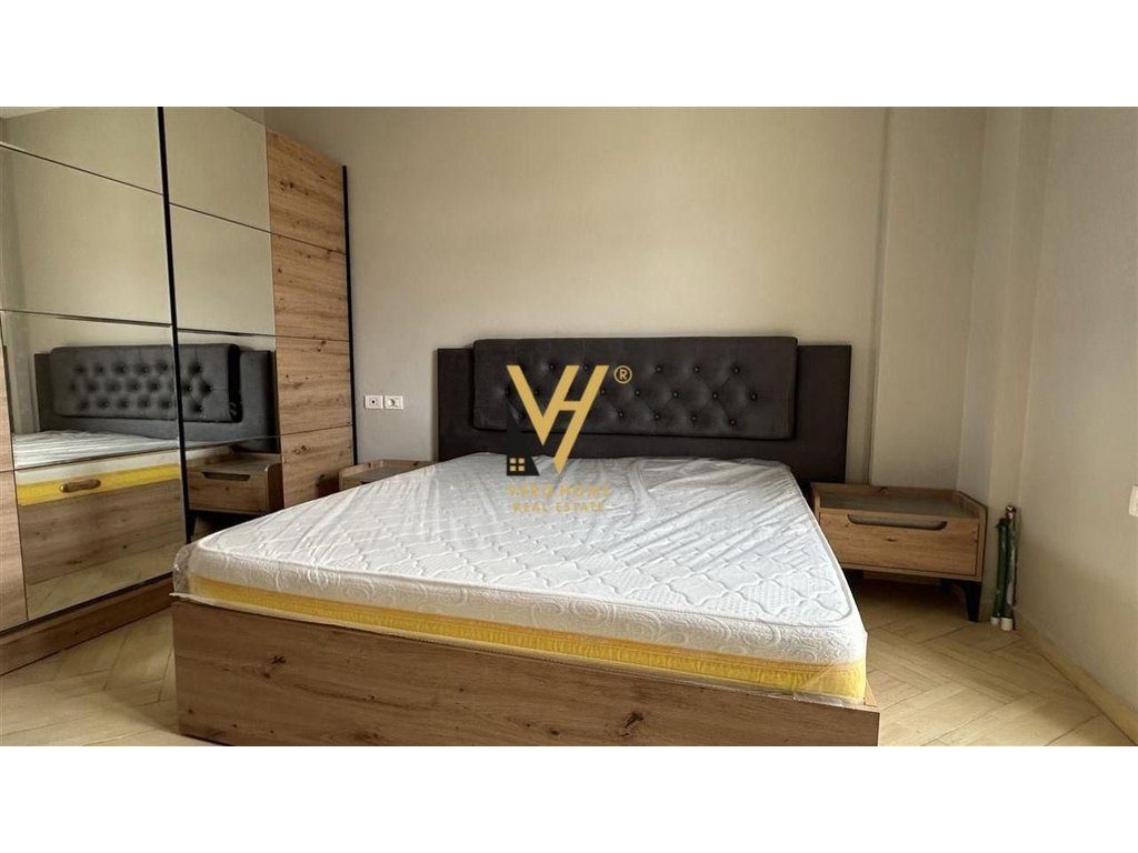 JEPET APARTAMENT 2+1+BLK ME QERA PRANE PEDIATRISE 750 EURO 3