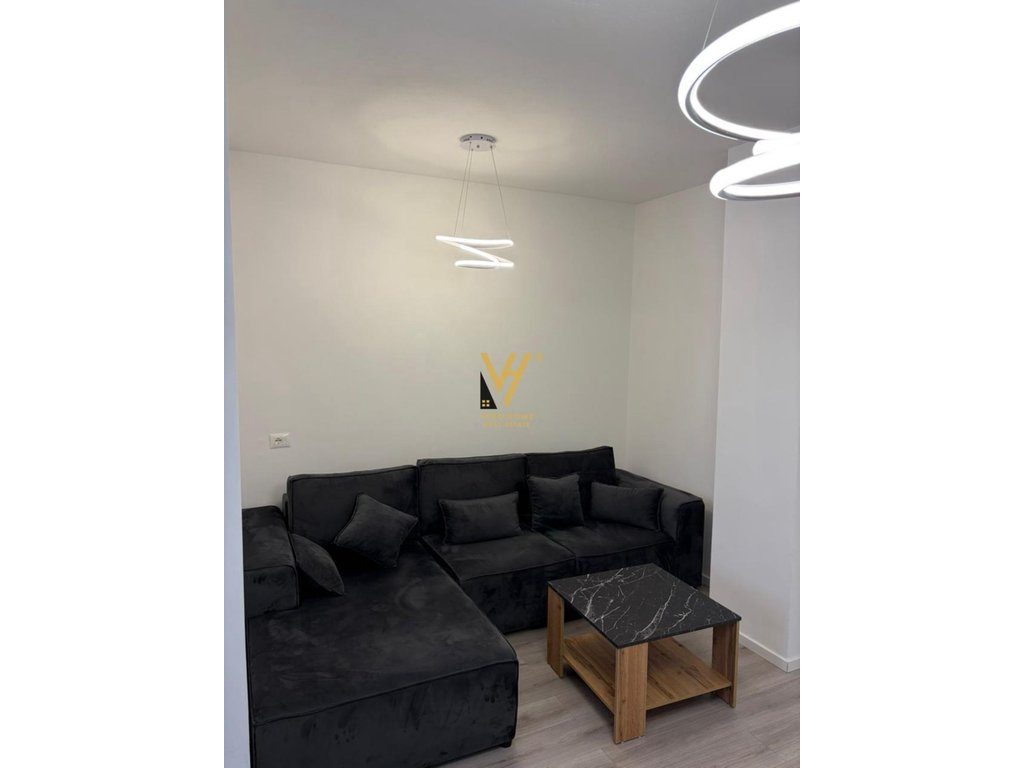 JEPET APARTAMENT 1+1+BLK ME QERA TEK RRUGA FORTUZI 65.000 LEKE
