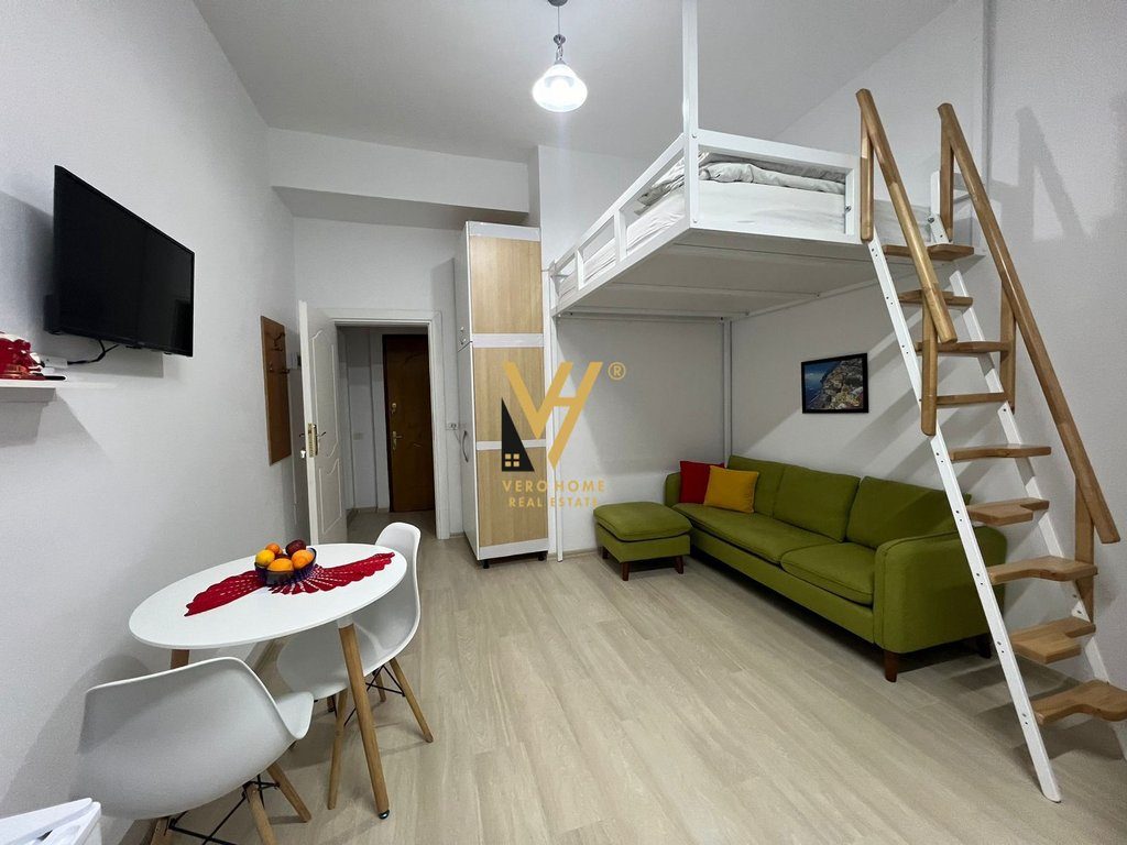 JEPET APARTAMENT STUDIO ME QIRA NE BLLOK 600 EURO 2