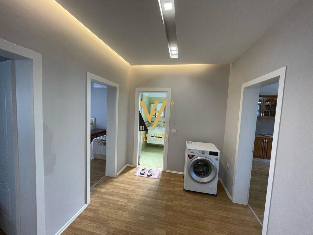 JEPET APARTAMENT 2+1+2BLK ME QERA NE KAMEZ 450 EURO 4