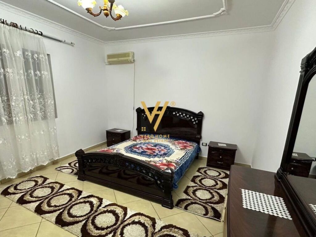 Jepet Shtepi Private me qera te Rruga 5 Maji 136 m2 2