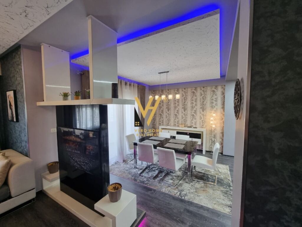 Jepet Apartament 1+1+ballkon me qera te Vila Koral , Plazhi Durres 85 m2