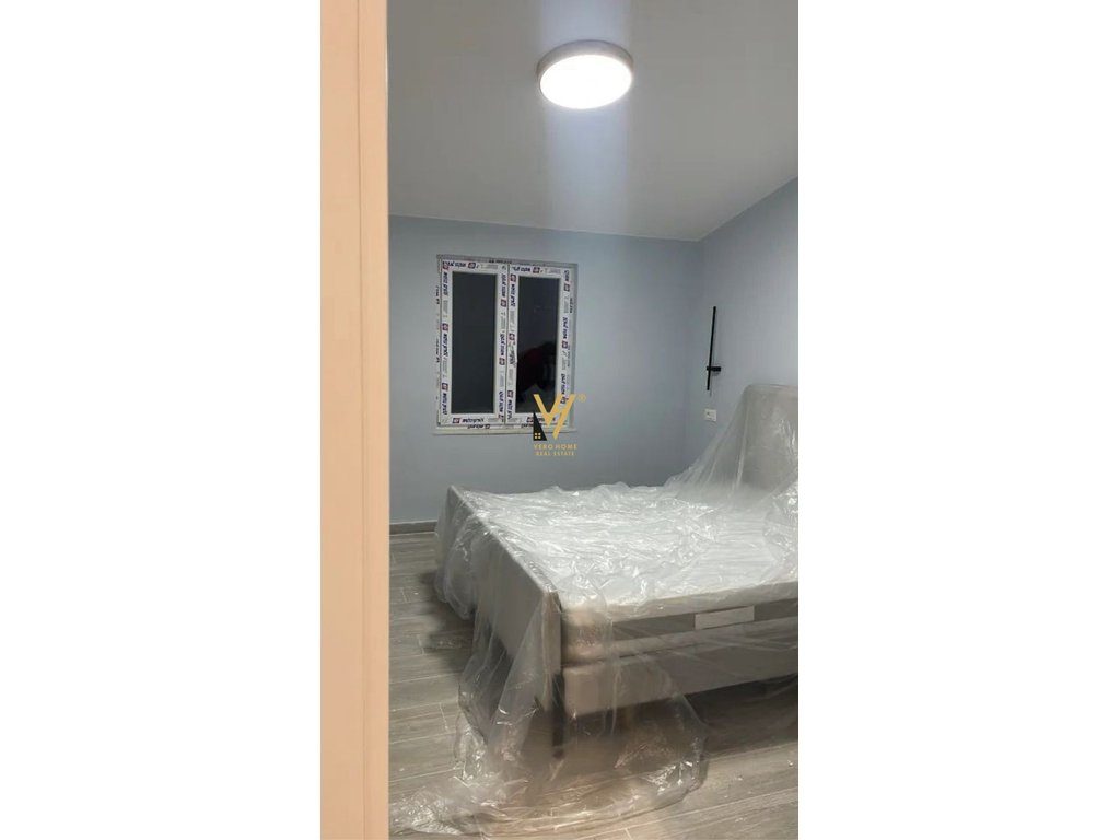 JEPET APARTAMENT 1+1+BLK ME QERA TE ISH PARKU 50.000 LEKE 3