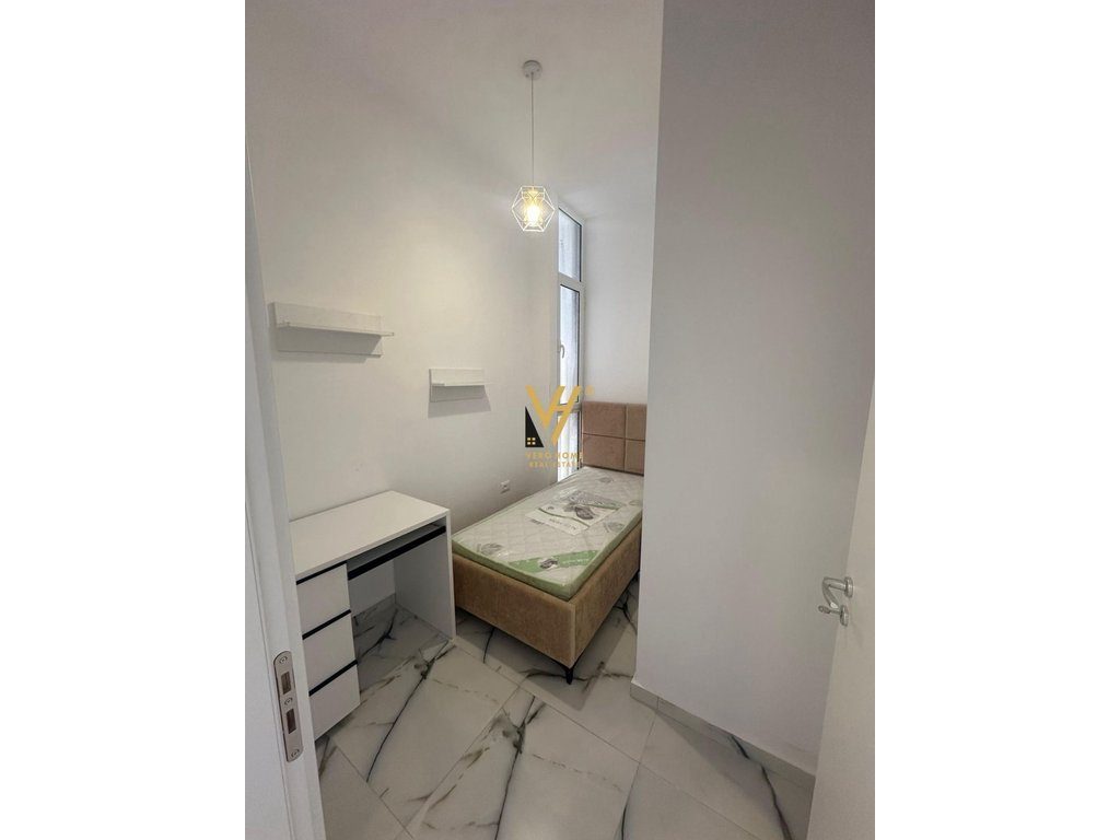 JEPET APARTAMENT 2+1 ME QERA BLV. GJERGJ FISHTA 65.000 LEKE 4