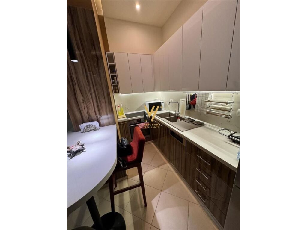 Jepet Apartament 1+1+ballkon me qera te Kodra e Diellit 69 m2 4