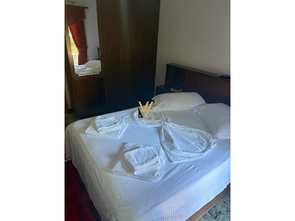 JEPET HOTEL 4 KATESH ME QIRA NE SAUK 10.000 EURO 2