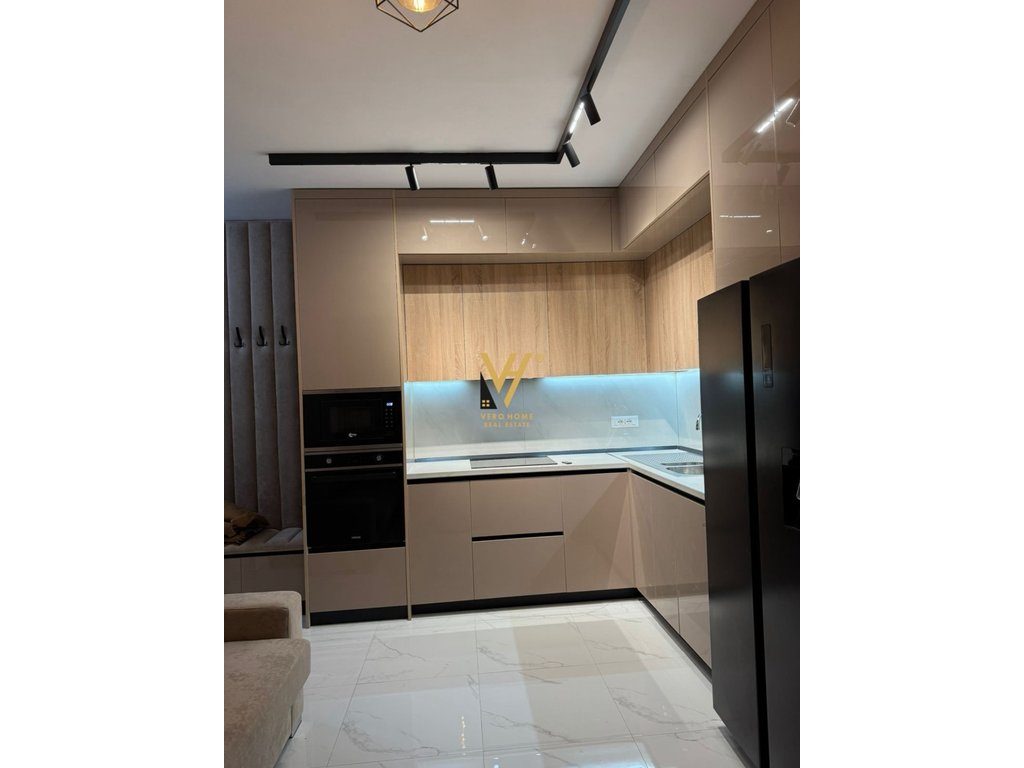 JEPET APARTAMENT 1+1+BLK ME QERA NE ASTIR 550 EURO 2