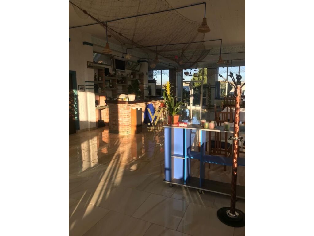 Jepet bar-restorant me qera te Tegu 1200 m2 2