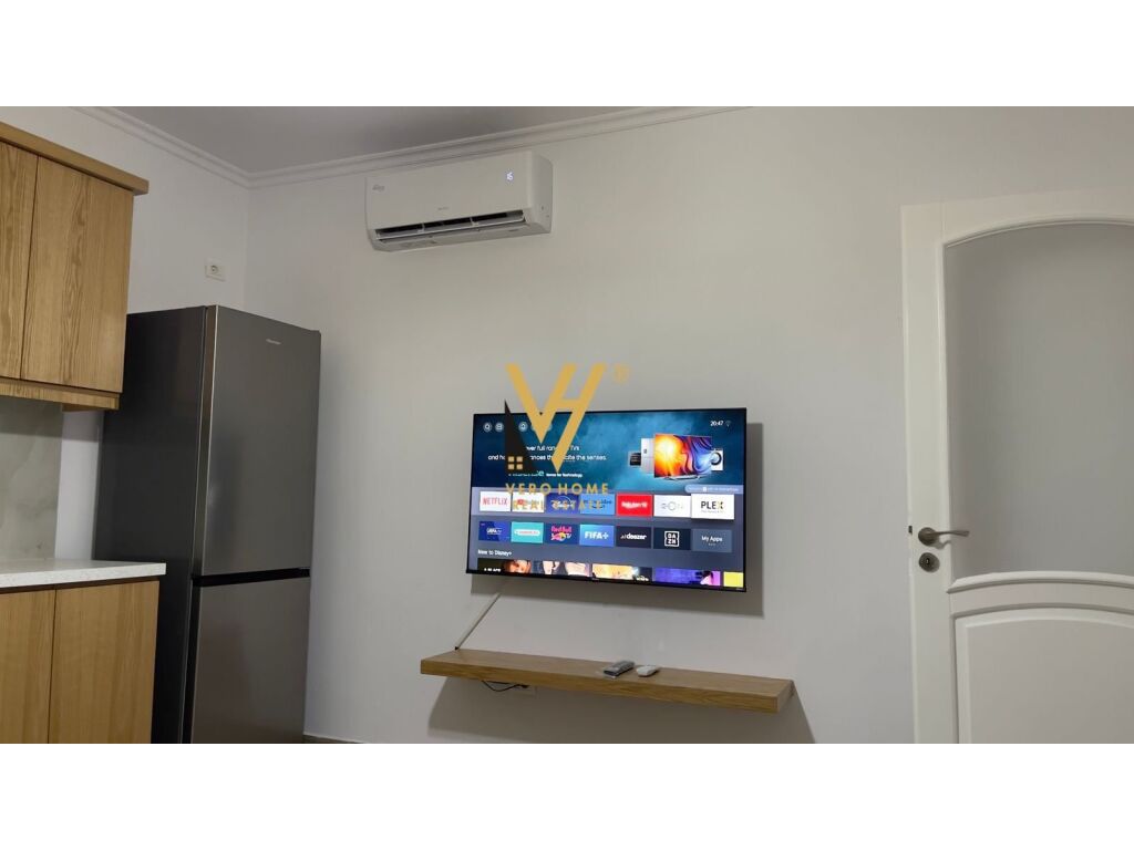 Jepet Apartament 1+1+ballkon me qera te Globi , Rruga e Kavajes 50 m2