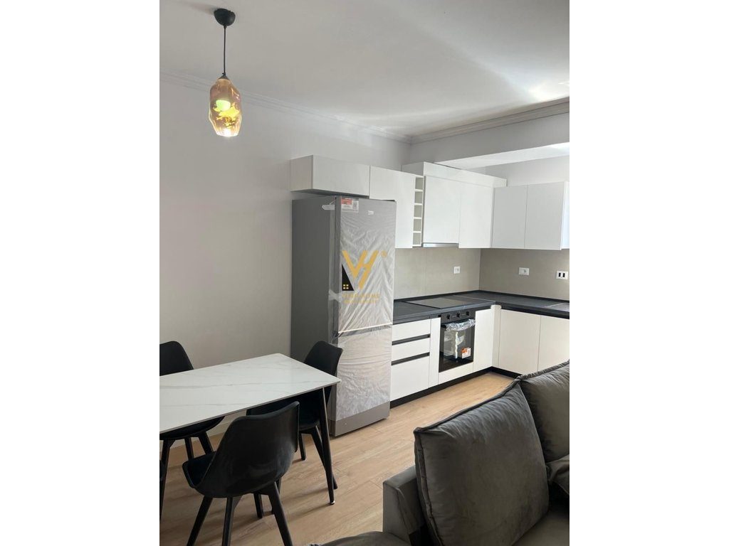 JEPET APARTAMENT 2+1+BLK ME QIRA TE BLV. ZOGU I 1, 950 EURO 2