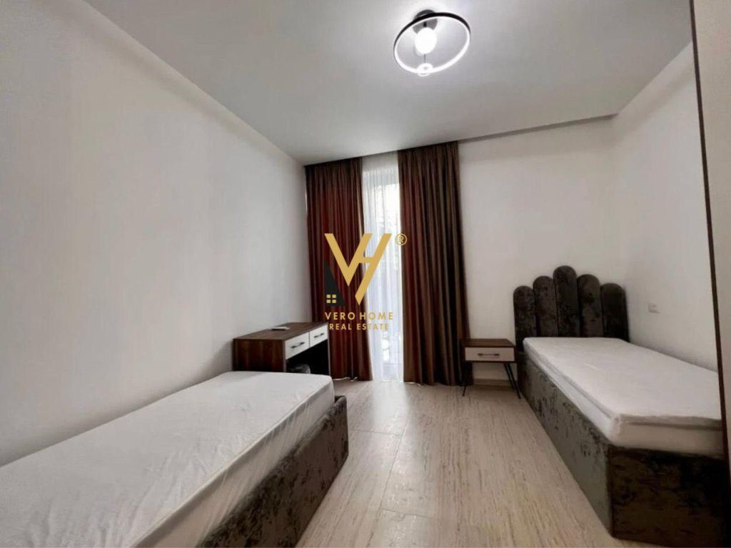 JEPET APARTAMENT 2+1+2 ME QERA TE LIQENI ARTIFICIAL 1.700 EURO 4