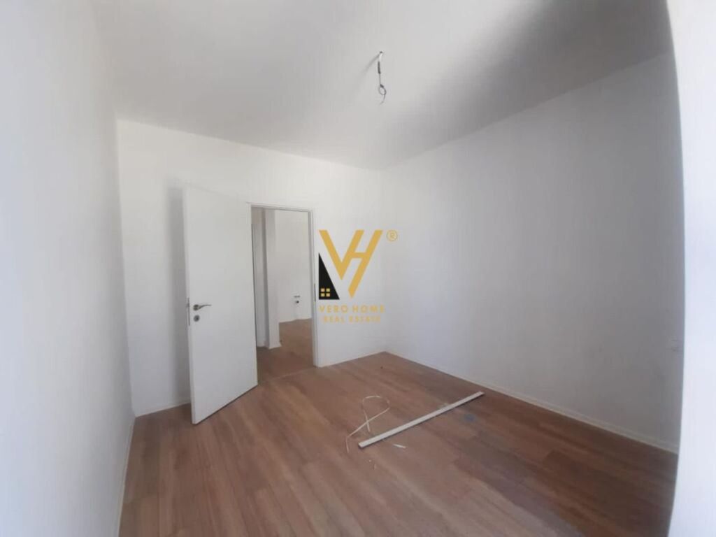 Jepet Apartament 2+1+2 me qera te Fiore Di Bosko 94 m2