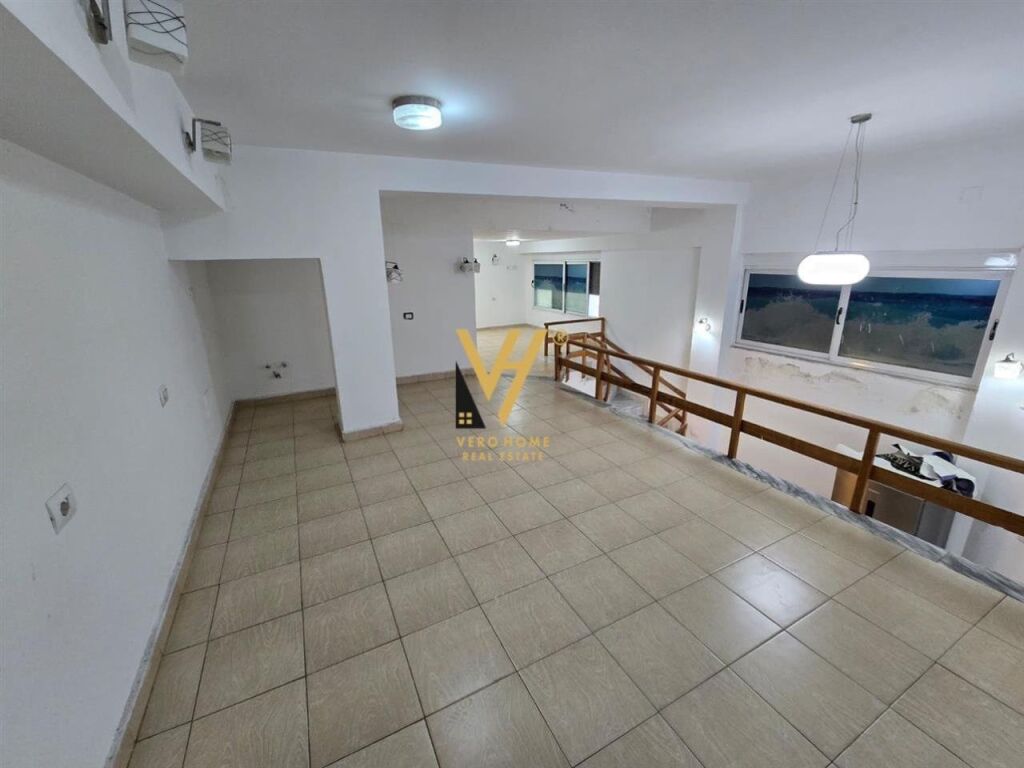 Jepet ambjent duplex me qera ne Bllok 100 m2 3