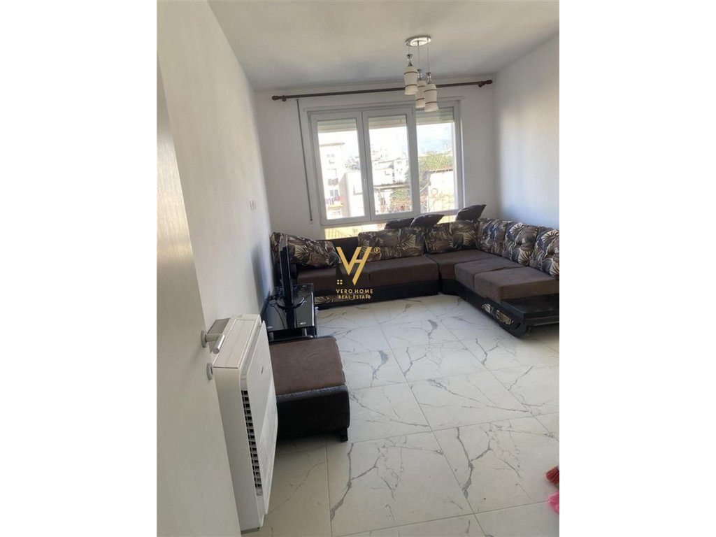 JEPET APARTAMENT 1+1+BLK ME QERA TE TREGU ELEKTRIK 550 EURO
